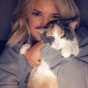 Meet your Posher, Alexandria